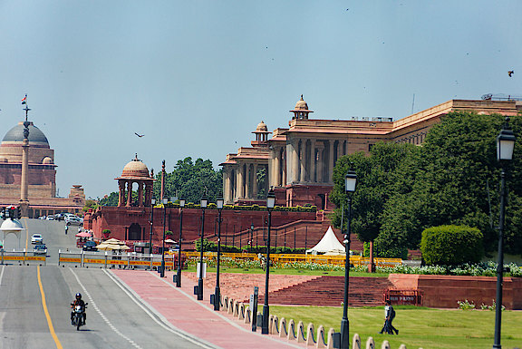 D40A4899-wV.jpg 