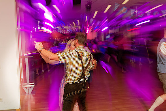 BC5F6544-0097TS_Schwebach-Almrauschparty--wV.jpg 