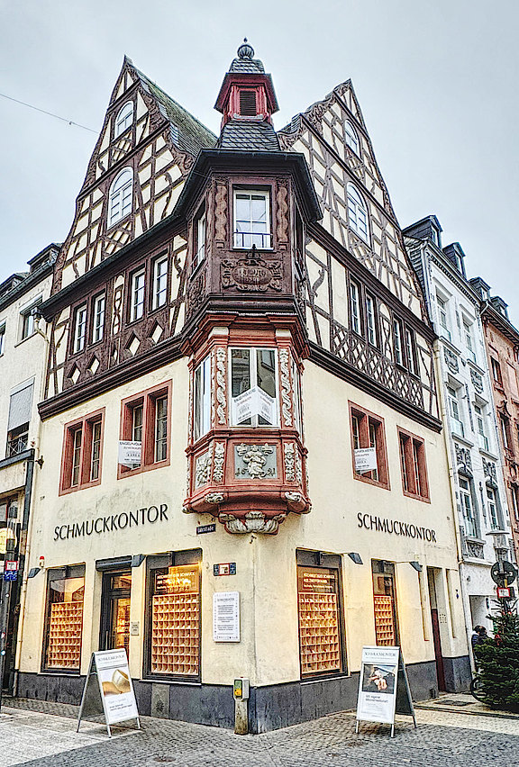 KOB-WEIH-8.jpg 