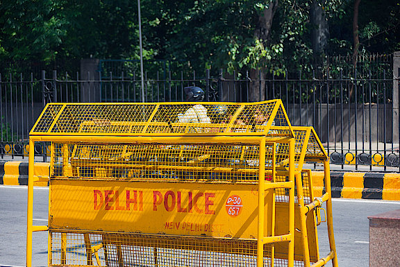 D40A4925-wV.jpg 