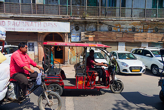 D40A4799-wV.jpg 
