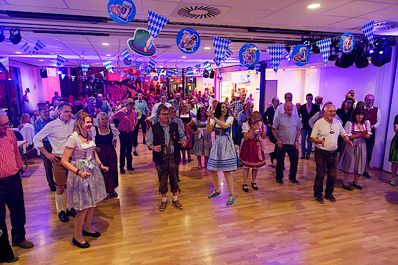 D40A5317-0428TS_Schwebach-Almrauschparty--2.jpg 